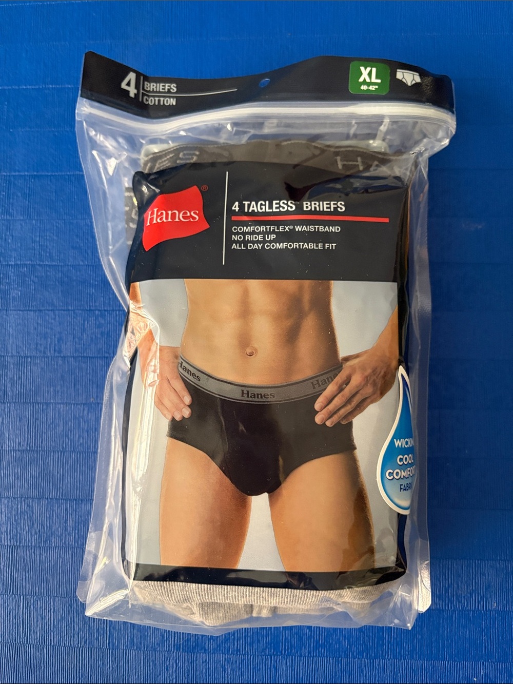 Hanes Men's Tagless Briefs - Black & Gray (4-Pack) XL